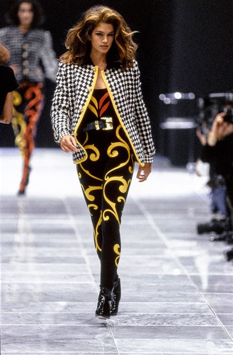 cindy crawford versace 1991|Versace fall 1991 dresses.